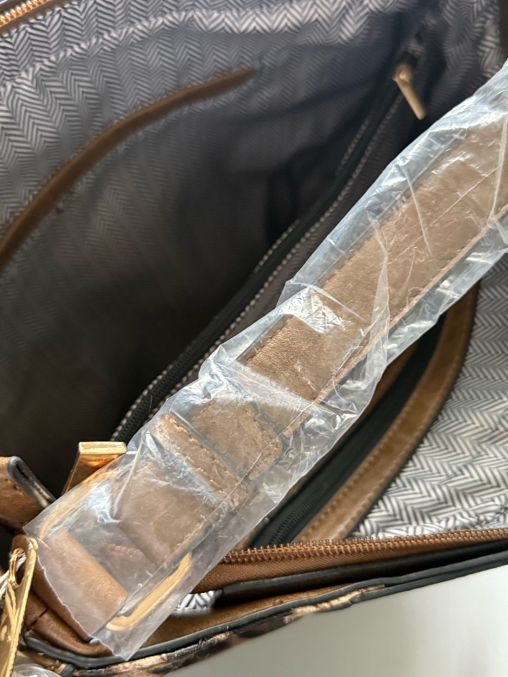 Leopard Tote+Wallet - Picture 8 of 9
